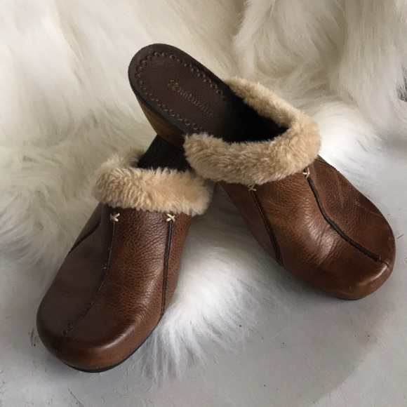 Super cute and comfy Naturalizer wedge-heel clogs/mules - Picture 2 of 8